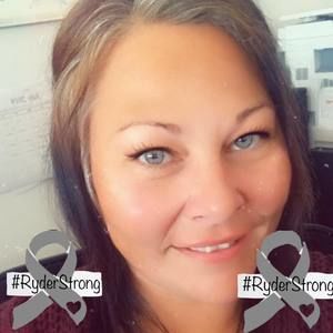 Meet your Posher, Crystal